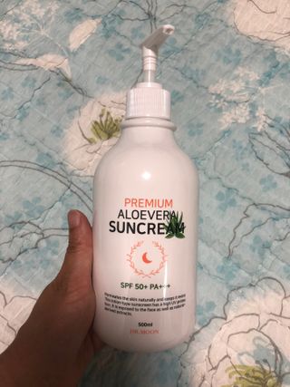 [닥터문] 프리미엄 알로에베라 선크림 500ml — 4.5점을 준 리뷰어가 2022년 6월 올린 사용 사진