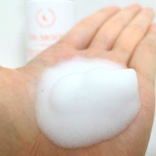 MF프리 [닥터문] 유산균 락토케어 질경초 여성청결제 200ml (폼타입) — 5점을 준 리뷰어가 2022년 6월 올린 사용 사진
