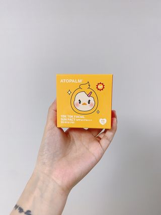 아토팜 톡톡 페이셜 선팩트 SPF43 PA+++ — 5점을 준 리뷰어가 2021년 3월 올린 사용 사진