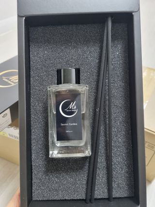 프리미엄 센트문 퍼퓸 디퓨저 100ml — 4점을 준 리뷰어가 2022년 12월 올린 사용 사진