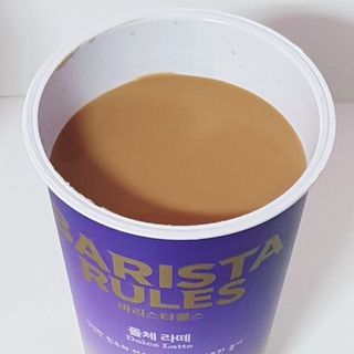 바리스타룰스 돌체 라떼 — 5점을 준 리뷰어가 2023년 4월 올린 사용 사진