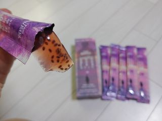 엘리샤코이 아임얼라이브 콤부차 콜라겐 506 스틱젤리 석류 — 5점을 준 리뷰어가 2021년 6월 올린 사용 사진