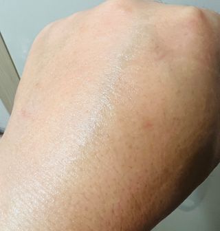 나우_ [리브엠] 화해 Best pick! 진정천재! 시카좀 카밍 워터 젤 크림 — 5점을 준 리뷰어가 2025년 2월 올린 사용 사진