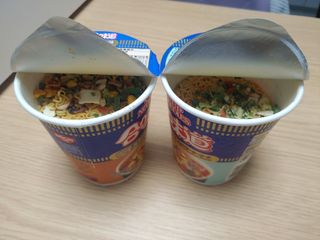 NISSIN 닛신 컵누들  4종 - 씨푸드오리지날, 씨푸드 스파이시, 씨푸드 커리, 씨푸드 XO소스 — 5점을 준 리뷰어가 2022년 3월 올린 사용 사진