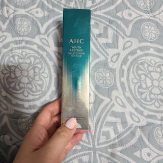 [NEW 탄력유턴 아이크림] AHC 유스 래스팅 리얼 아이크림 포 페이스 — 5점을 준 리뷰어가 2021년 3월 올린 사용 사진
