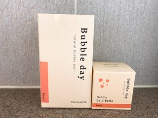 버블데이 아로마/과일 거품 입욕제 — 5점을 준 리뷰어가 2021년 7월 올린 사용 사진