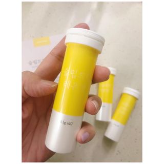 [슬림드랍 레몬맛] 건기식 다이어트 보조제 겸 비타민 — 5점을 준 리뷰어가 2022년 1월 올린 사용 사진