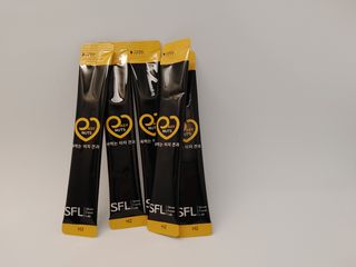 짜먹는 이지견과 짜먹는 이지아몬드, 짜먹는 이지허니피넛, 짜먹는 이지캐슈넛 각 10g X  10포 — 4점을 준 리뷰어가 2021년 3월 올린 사용 사진