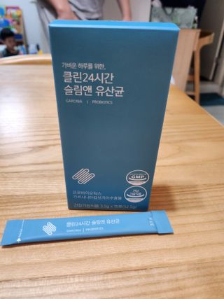 클린24시간 슬림앤유산균 1박스 (3.5g X 15포) — 5점을 준 리뷰어가 2022년 10월 올린 사용 사진