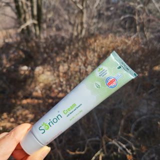건선/아토/습진/민감성 피부 천연보습진정크림 소리온 크림 & 센시티브 크림 50g — 4점을 준 리뷰어가 2022년 3월 올린 사용 사진