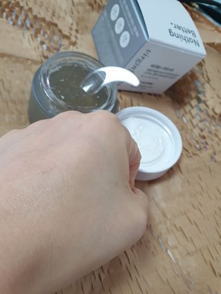 [NEW_버진팜스 푸딩수딩] 투명 푸딩젤이 선사하는 빠른 진정과 깨끗한 피부결 정돈 — 5점을 준 리뷰어가 2021년 10월 올린 사용 사진