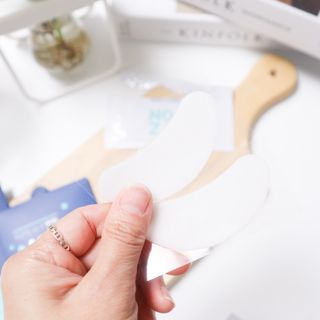 [풀리다 노잠패치] / 잠깨는 패치(졸음방지+눈가케어) 1팩(5회분) /공부할때, 운전할때, 골프, 눈 피로할때 — 5점을 준 리뷰어가 2022년 12월 올린 사용 사진