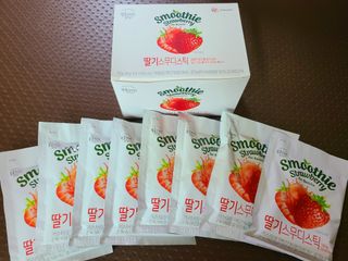 [복음자리] 바리스타 패키지 2종 랜덤발송 (딸기스무디 스틱+샤인머스캣에이드 or 망고스무디+자몽에이드) — 4점을 준 리뷰어가 2022년 6월 올린 사용 사진