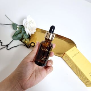 스킨큐어 산다화 비타민c 화이트닝 에센스 30ml — 5점을 준 리뷰어가 2023년 8월 올린 사용 사진