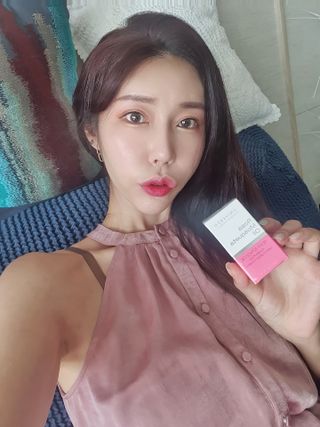 유니베르소 로즈힙 오일 15ml — 5점을 준 리뷰어가 2021년 7월 올린 사용 사진