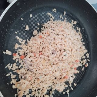 한성기업 무볼레 왕건더기 볶음밥 갈릭스테이크 — 5점을 준 리뷰어가 2021년 10월 올린 사용 사진