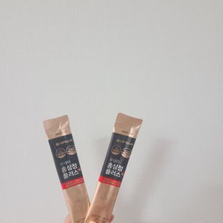 서울약사신협_투데이홍삼정플러스스틱_10g x 30포 — 5점을 준 리뷰어가 2021년 3월 올린 사용 사진