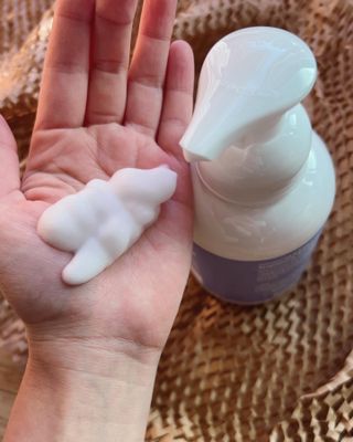 약손명가코스메틱 에오스보떼 브라이트닝 버블 폼 클렌징 300ml — 5점을 준 리뷰어가 2022년 2월 올린 사용 사진