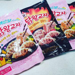 삼양냉동 [삼양] 얇은피불닭왕교자+얇은피까르보불닭왕교자 총4팩 — 4점을 준 리뷰어가 2021년 2월 올린 사용 사진