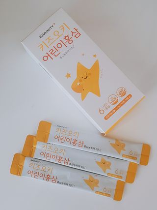[이뮤니티플러스]우리아이 면역오키, 건강오키 _ 키즈오키 어린이홍삼 10포 1box — 4점을 준 리뷰어가 2022년 2월 올린 사용 사진