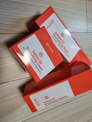 아이앤립 / EYENLIP 아이앤립 연어오일 리바이탈라이징 토너+앰플+크림 3종 세트 — 5점을 준 리뷰어가 2021년 6월 올린 사용 사진