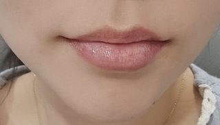 [라끄본] 립 세럼 - 트릿츠 립세럼 — 5점을 준 리뷰어가 2021년 3월 올린 사용 사진
