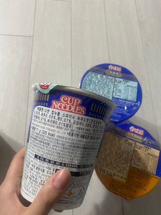NISSIN 닛신 컵누들  4종 - 씨푸드오리지날, 씨푸드 스파이시, 씨푸드 커리, 씨푸드 XO소스 — 4.5점을 준 리뷰어가 2022년 4월 올린 사용 사진