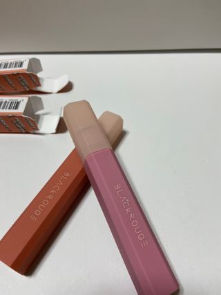 [블랙루즈]하프앤하프틴트 10종 中 택1+랜덤1 — 5점을 준 리뷰어가 2021년 2월 올린 사용 사진