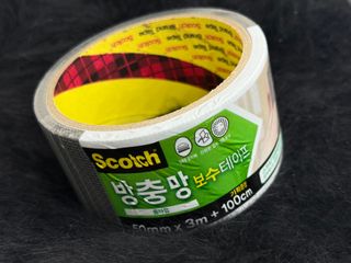 3M 방충망보수테이프 + 벌레막이 방충망밴드 — 5점을 준 리뷰어가 2025년 5월 올린 사용 사진
