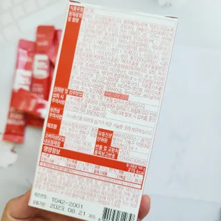 [인디닥터] 타이탄 BCAA 프로틴 젤리스틱 — 5점을 준 리뷰어가 2022년 5월 올린 사용 사진