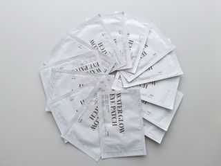 건강누리인터내셔날 레아라 다이아포스 슬리핑 아이패치 골드 & 물광 아이패치 [14회분/총 28매] — 5점을 준 리뷰어가 2022년 7월 올린 사용 사진