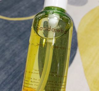 스킨큐어 산다화 순한 클렌징 동백 오일 200ml — 5점을 준 리뷰어가 2023년 8월 올린 사용 사진