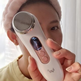 올인원 피부관리 이야 갈바닉 마사지기 — 5점을 준 리뷰어가 2023년 3월 올린 사용 사진