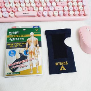 반테린서포터 손목 — 5점을 준 리뷰어가 2021년 8월 올린 사용 사진