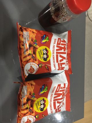 [서울시스터즈] 김치시즈닝 국내 최초 뿌려먹는 김치파우더 100g 1개+ 신제품 김치스낵 90g 2개 — 5점을 준 리뷰어가 2021년 8월 올린 사용 사진
