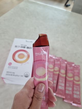 [인디닥터] 면역 생생 핑크 이뮨 젤리 — 5점을 준 리뷰어가 2022년 4월 올린 사용 사진