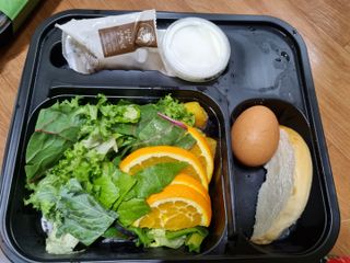 참살이도시락 작심삼일 샐러드도시락 3개 맛보기 새벽배송 또는 택배배송 — 5점을 준 리뷰어가 2021년 8월 올린 사용 사진