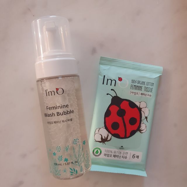 아임오 페미닌워시 150ML + 페미닌티슈6입 + 아임오스티커 + 쿠폰북 리뷰 사진