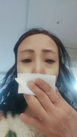 [후르디아] 눈시림없는 올영 립앤아이 리무버 — 4점을 준 리뷰어가 2024년 2월 올린 사용 사진