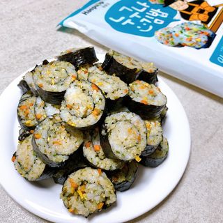 해풀잎 누구나 김밥*2ea [(혼합야채 35g *2ea,  김밥김 (10g, 2ea),  양념간장 (6g, 10ea), 참기름(5g, 4ea)] — 5점을 준 리뷰어가 2022년 6월 올린 사용 사진