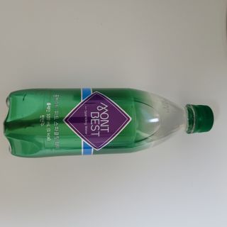 몽베스트 Montbest with Sparkling water Plain 20병 — 5점을 준 리뷰어가 2022년 6월 올린 사용 사진