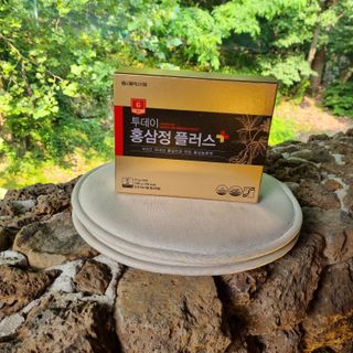 서울약사신협_투데이홍삼정플러스스틱_10g x 30포 — 5점을 준 리뷰어가 2021년 6월 올린 사용 사진