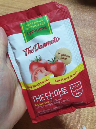 제이제이바이오 더단마토 프리미엄주스 100ml 30팩입 - 무설탕 스테비아 토마토즙 — 5점을 준 리뷰어가 2021년 11월 올린 사용 사진