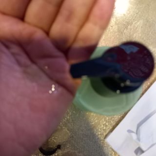 프리마인 메이크업과 들뜨는 각질까지 한방에 깐달걀로! 순하기까지한 셀베이스 그린티클렌저(200ml) — 5점을 준 리뷰어가 2023년 5월 올린 사용 사진