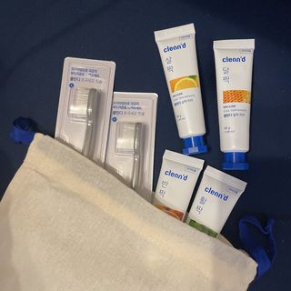 주식회사 클린디 [클린디] 파우치에 쏙 넣어 밖에서도 치아건강🦷 챙기기 [맞춤 칫솔 + 치약  + 파우치 구성] — 5점을 준 리뷰어가 2021년 12월 올린 사용 사진