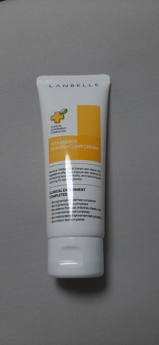 랑벨 비타 에너지 잡티 크림 75ml (피부 속 기미완화크림) — 5점을 준 리뷰어가 2022년 6월 올린 사용 사진