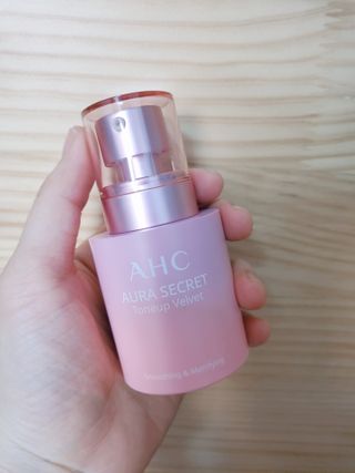 AHC 아우라 시크릿 톤업 벨벳 — 4점을 준 리뷰어가 2021년 4월 올린 사용 사진