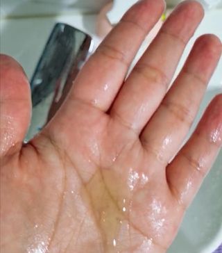 프리마인 메이크업과 들뜨는 각질까지 한방에 깐달걀로! 순하기까지한 셀베이스 그린티클렌저(200ml) — 4점을 준 리뷰어가 2023년 5월 올린 사용 사진