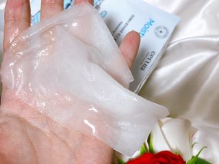 세뚜아(Cettua) [세뚜아] 모이스처 밸런싱 페이셜 마스크 Cettua Moisture Balancing Facial Mask 5매 — 5점을 준 리뷰어가 2023년 12월 올린 사용 사진