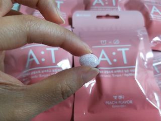 입 냄새 완화에 도움을 주는 에티켓 캔디 복숭아맛 앳캔디 — 5점을 준 리뷰어가 2021년 1월 올린 사용 사진